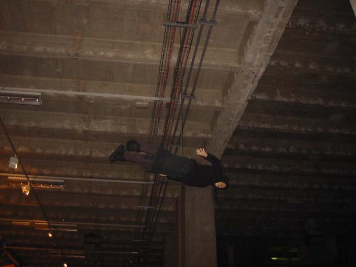 22:03:39