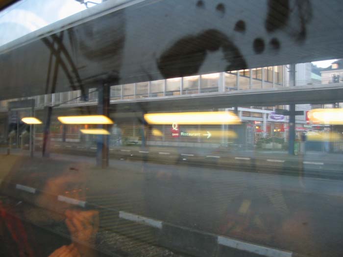 18:16:56