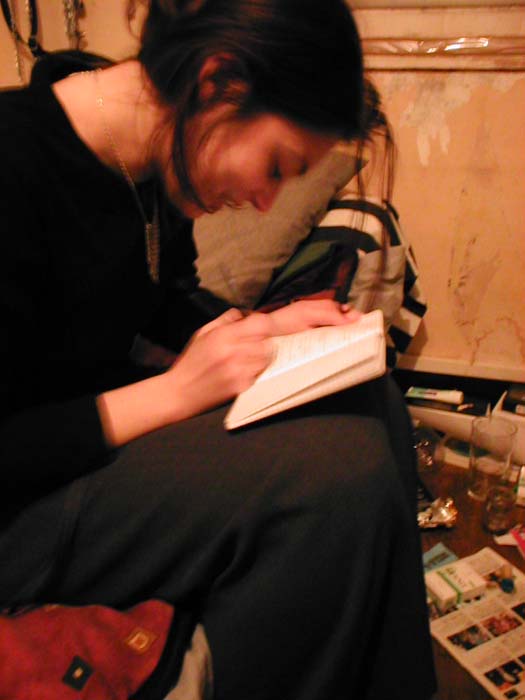 22:52:00