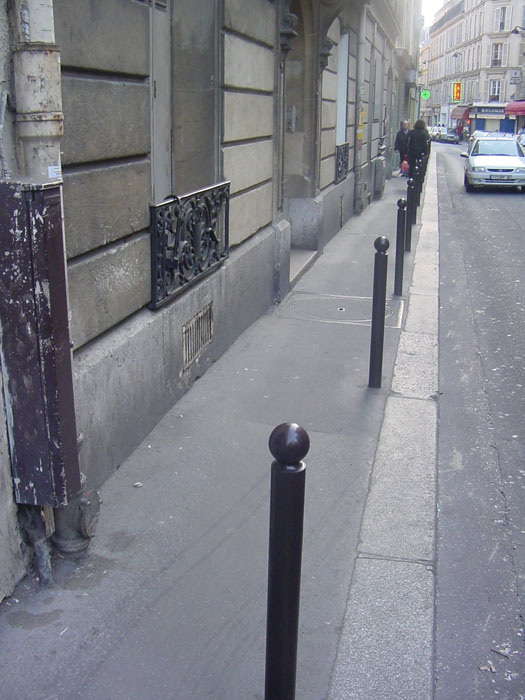 19:04:56