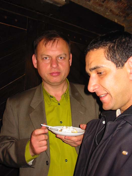 22:19:22