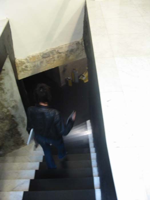 09:34:05