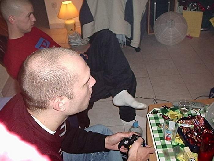 23:30:00