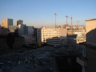 16:48:58