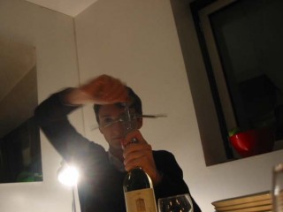 22:37:44