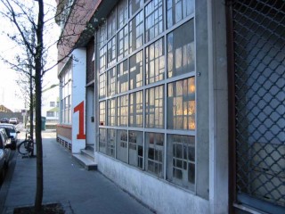 09:58:33