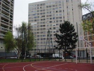 10:04:03