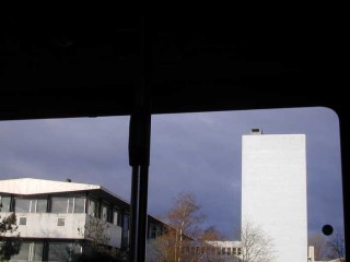 09:32:04