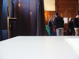 15:10:56