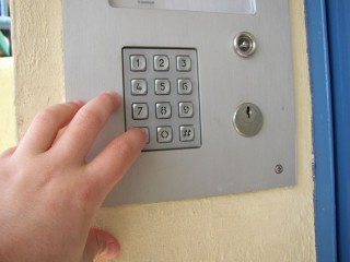 12:10:05