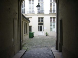 12:18:09
