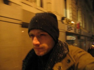 18:47:23