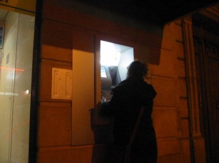 21:20:47