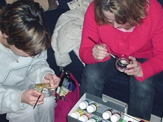 23:04:00